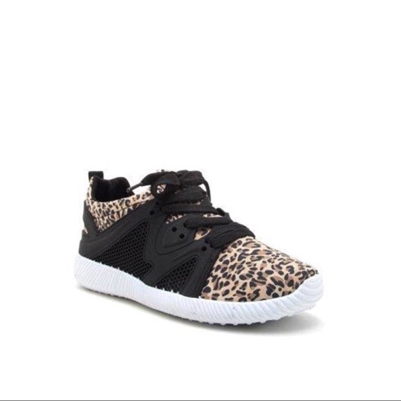 5⭐️BEST SELLER Slip On Leopard Sneaker - Picture 4 of 6